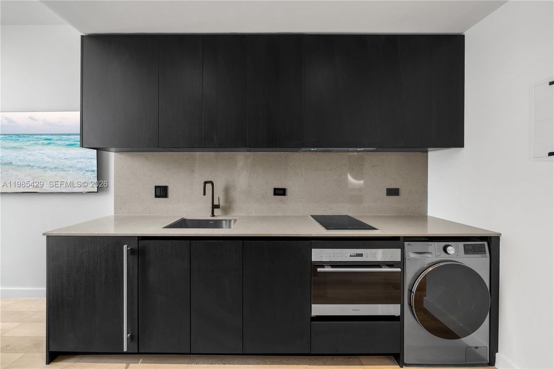 For Sale: $369,990 (0 beds, 1 baths, 275 Square Feet)