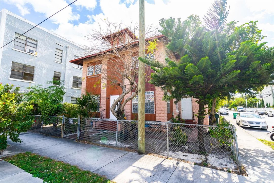 For Sale: $1,299,999 (0 beds, 0 baths, 3134 Square Feet)