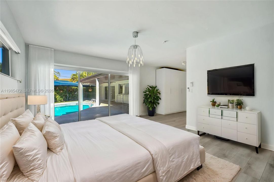 For Sale: $1,795,000 (4 beds, 3 baths, 2191 Square Feet)