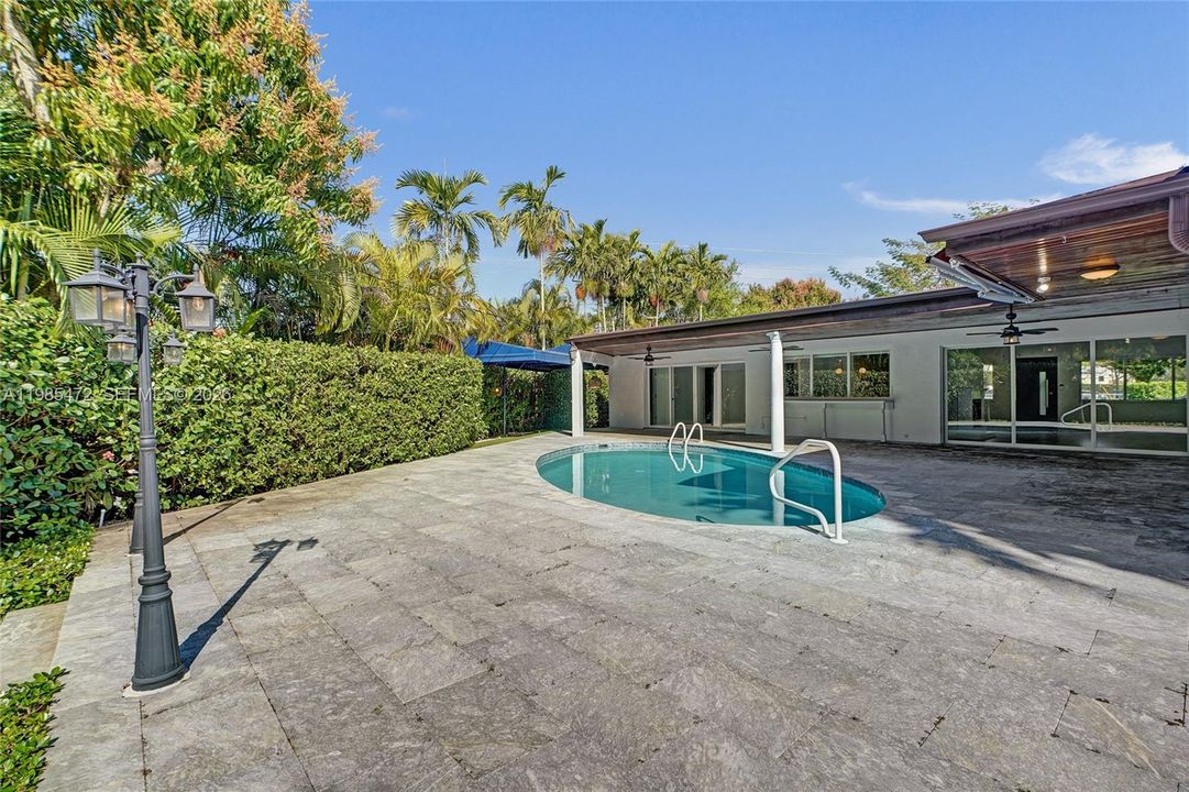 For Sale: $1,795,000 (4 beds, 3 baths, 2191 Square Feet)