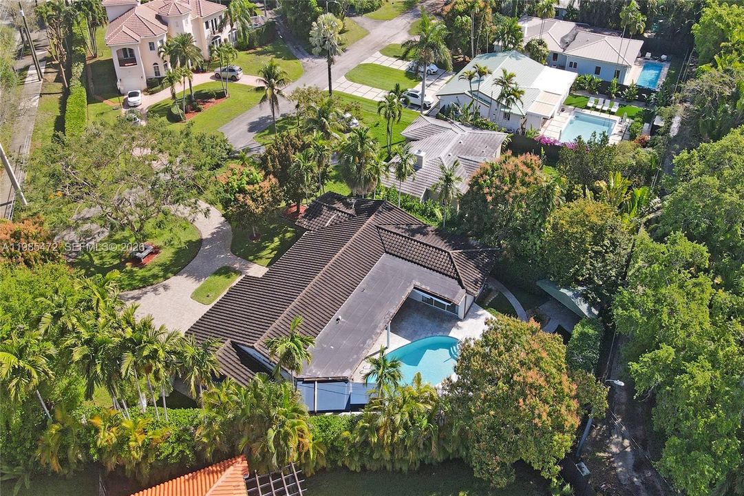 For Sale: $1,795,000 (4 beds, 3 baths, 2191 Square Feet)