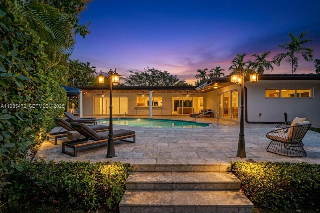 For Sale: $1,795,000 (4 beds, 3 baths, 2191 Square Feet)