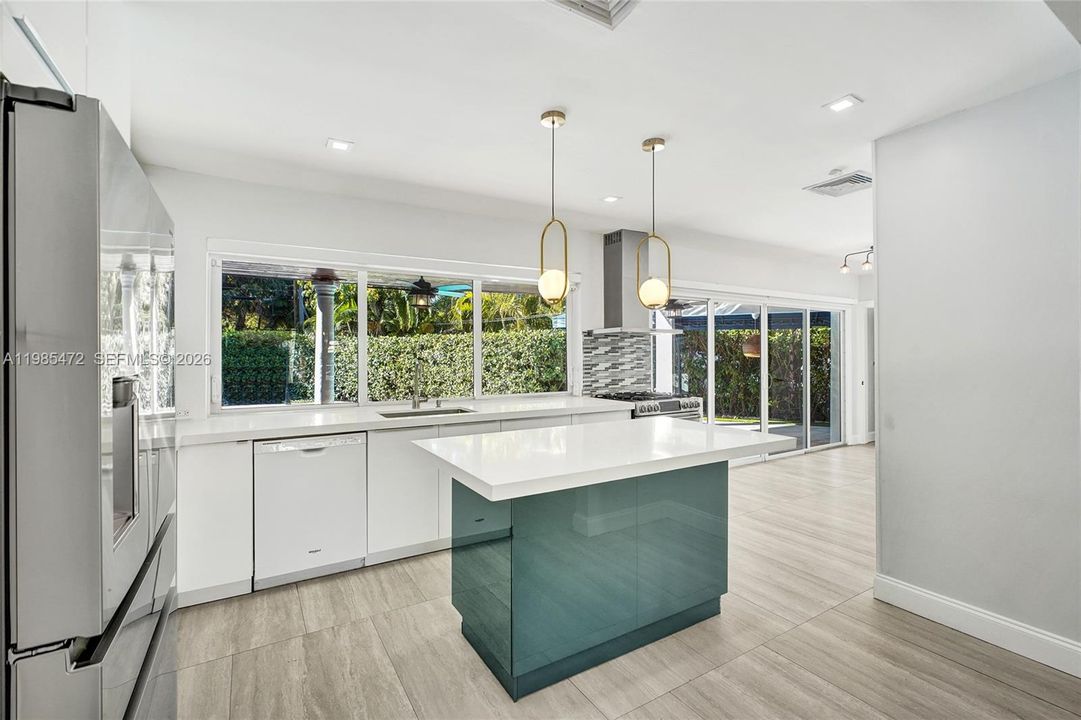 For Sale: $1,795,000 (4 beds, 3 baths, 2191 Square Feet)