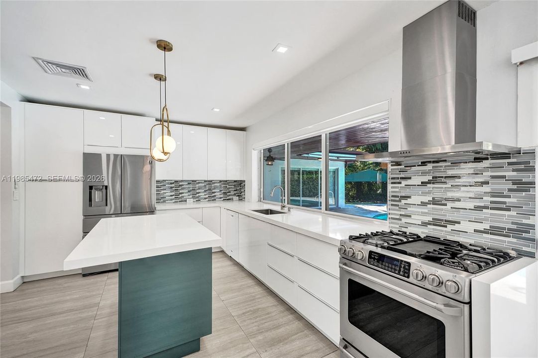 For Sale: $1,795,000 (4 beds, 3 baths, 2191 Square Feet)