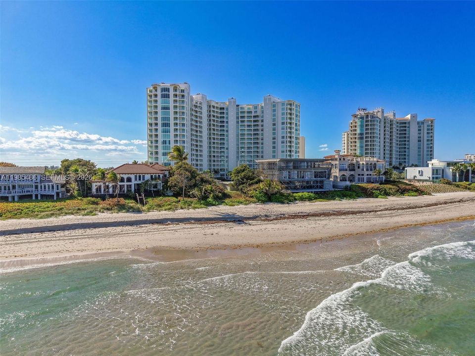 Activo con contrato: $2,495,000 (3 camas, 3 baños, 2572 Pies cuadrados)