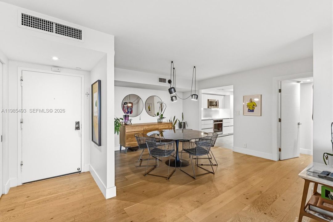 For Sale: $1,250,000 (2 beds, 2 baths, 1409 Square Feet)