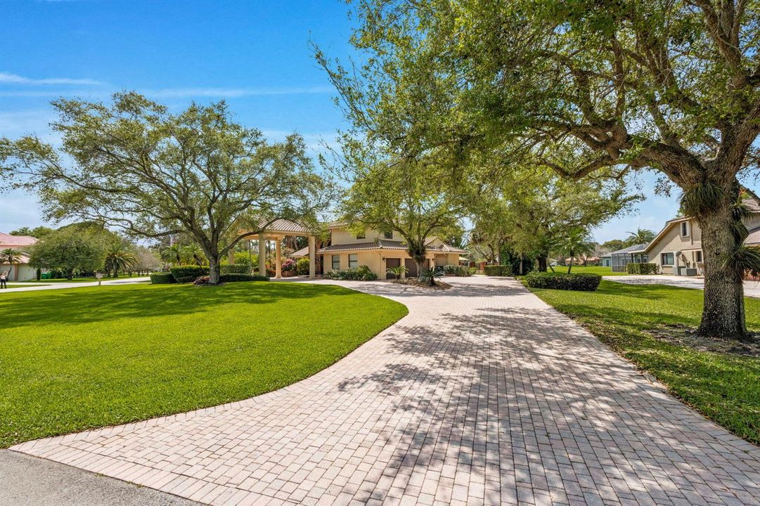 11-web-or-mls-A7408000