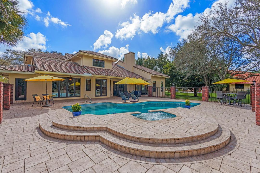 62-web-or-mls-A7407228