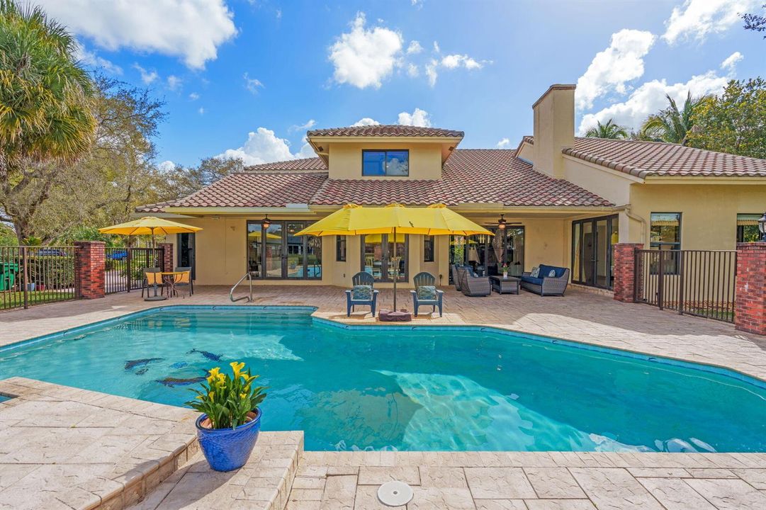 63-web-or-mls-A7407229