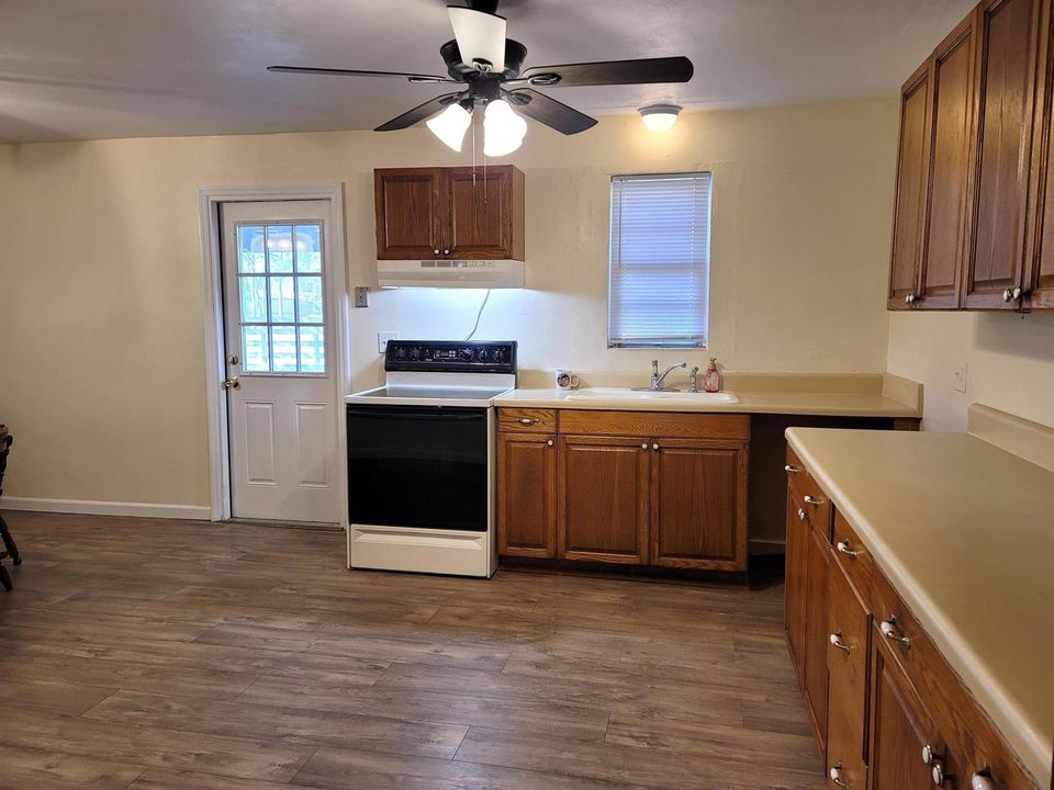 KITCHEN ENTRANCE FROM REAR PORCH