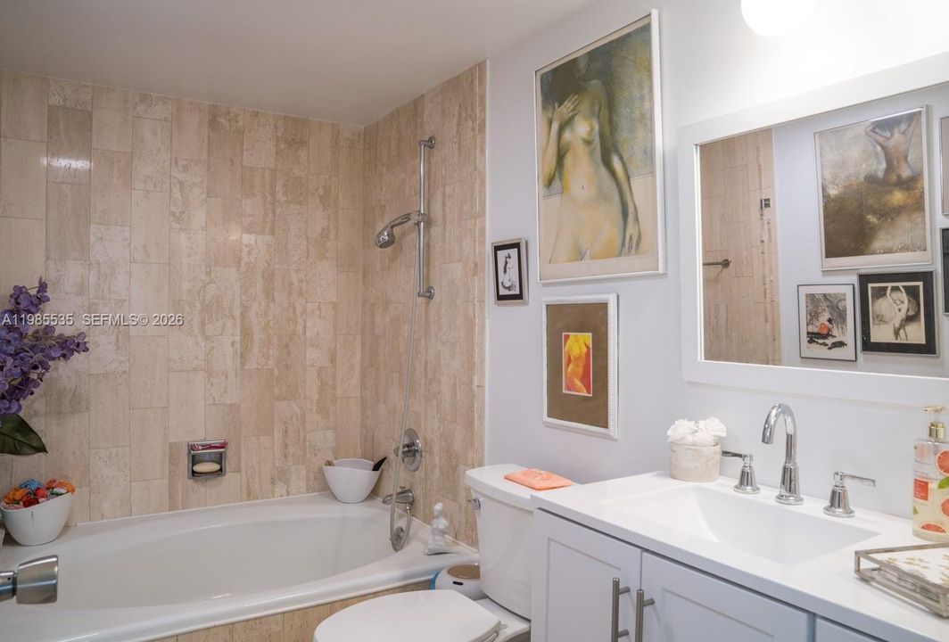 For Sale: $830,000 (2 beds, 2 baths, 1724 Square Feet)
