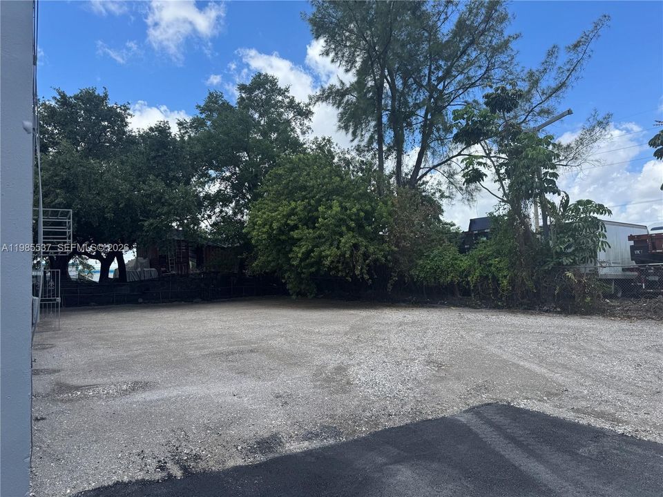 For Sale: $1,999,999 (0 beds, 0 baths, 0 Square Feet)