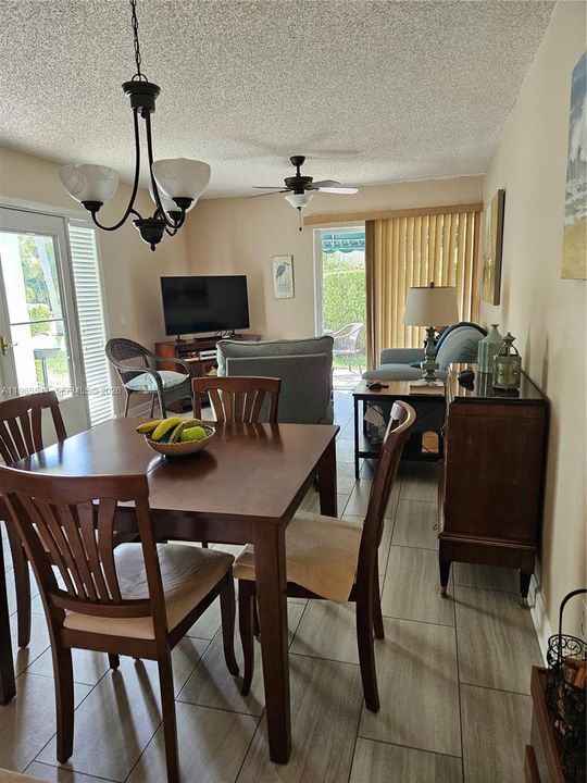 For Sale: $210,000 (2 beds, 2 baths, 768 Square Feet)