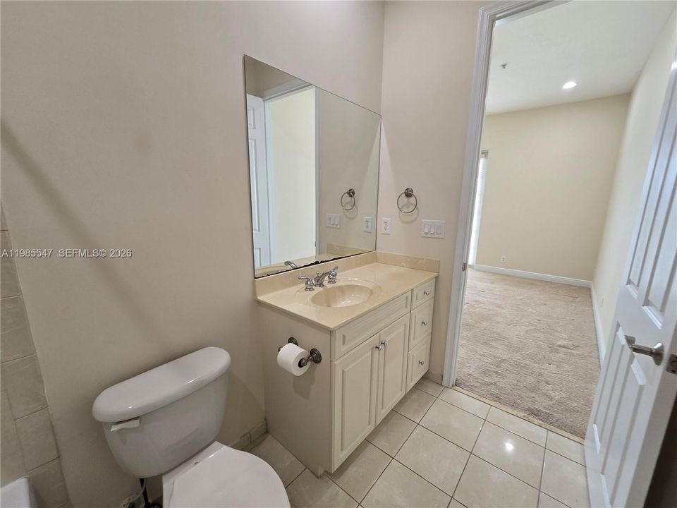 En Venta: $395,000 (2 camas, 2 baños, 1682 Pies cuadrados)