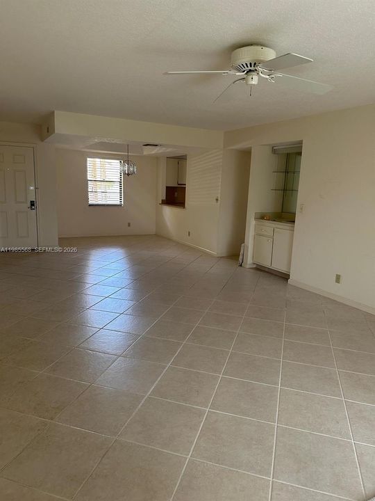 Recently Sold: $215,000 (2 beds, 2 baths, 1336 Square Feet)