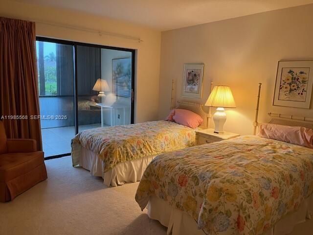 Recently Sold: $215,000 (2 beds, 2 baths, 1336 Square Feet)