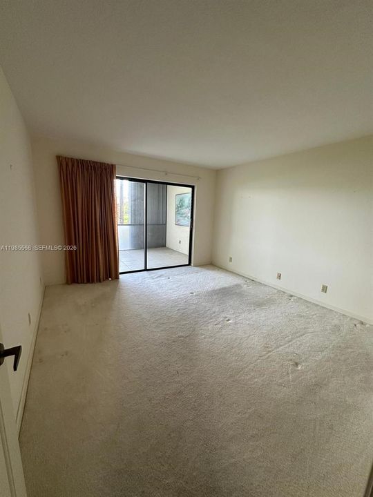 Recently Sold: $215,000 (2 beds, 2 baths, 1336 Square Feet)
