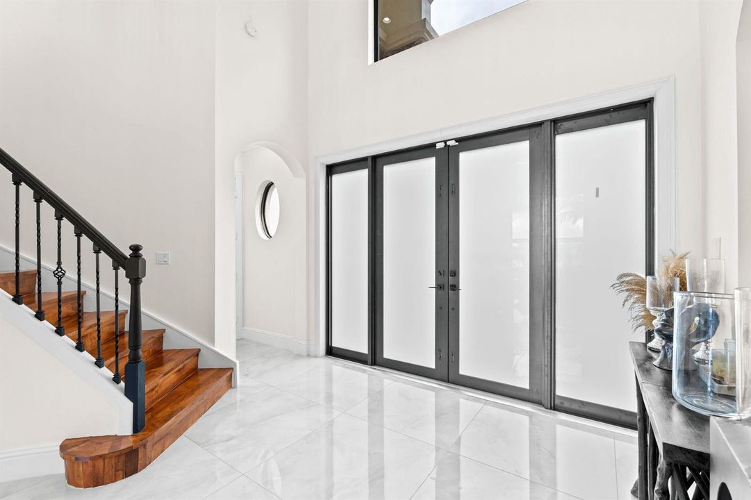 6-web-or-mls-A7403413