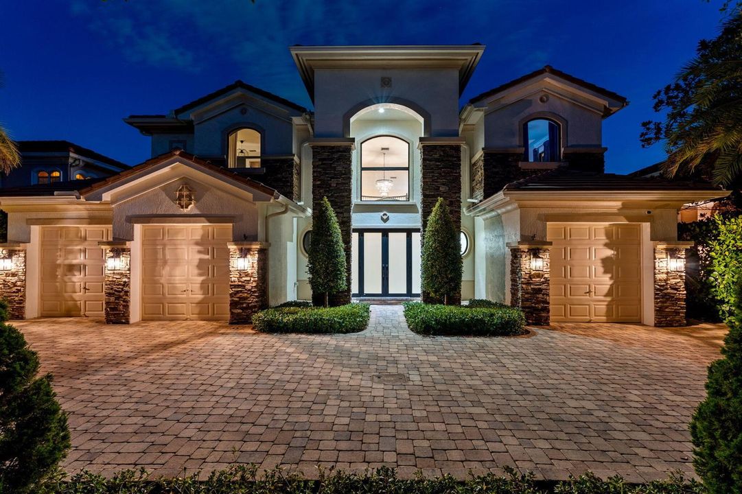 94-web-or-mls-A7403661