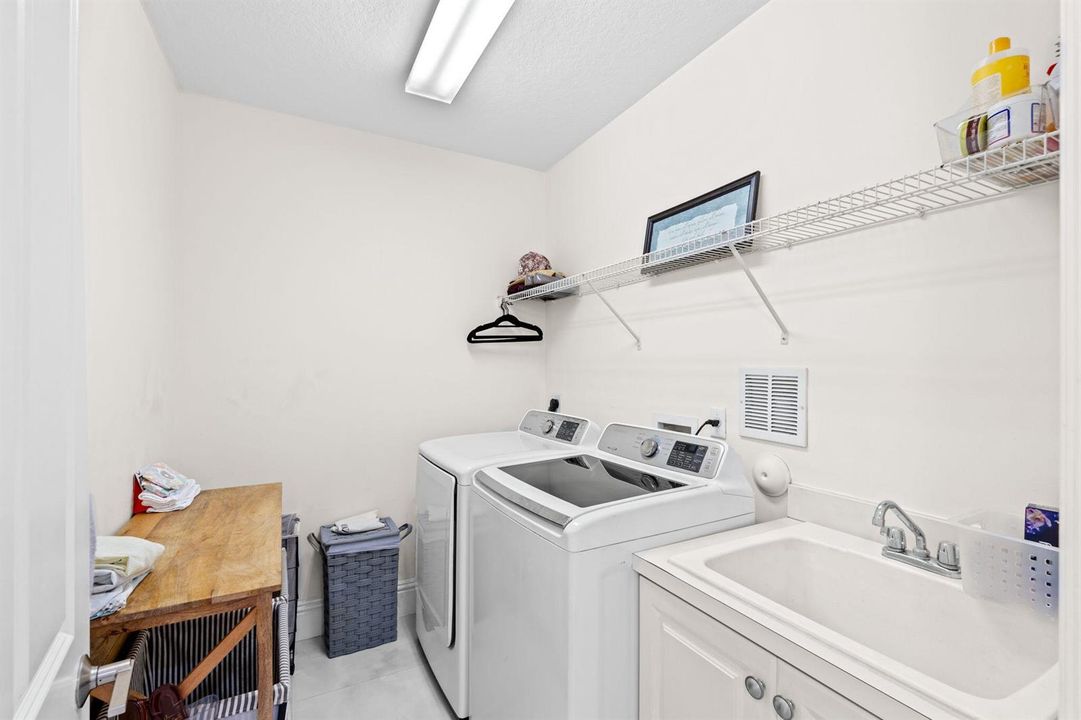 60-web-or-mls-A7403407