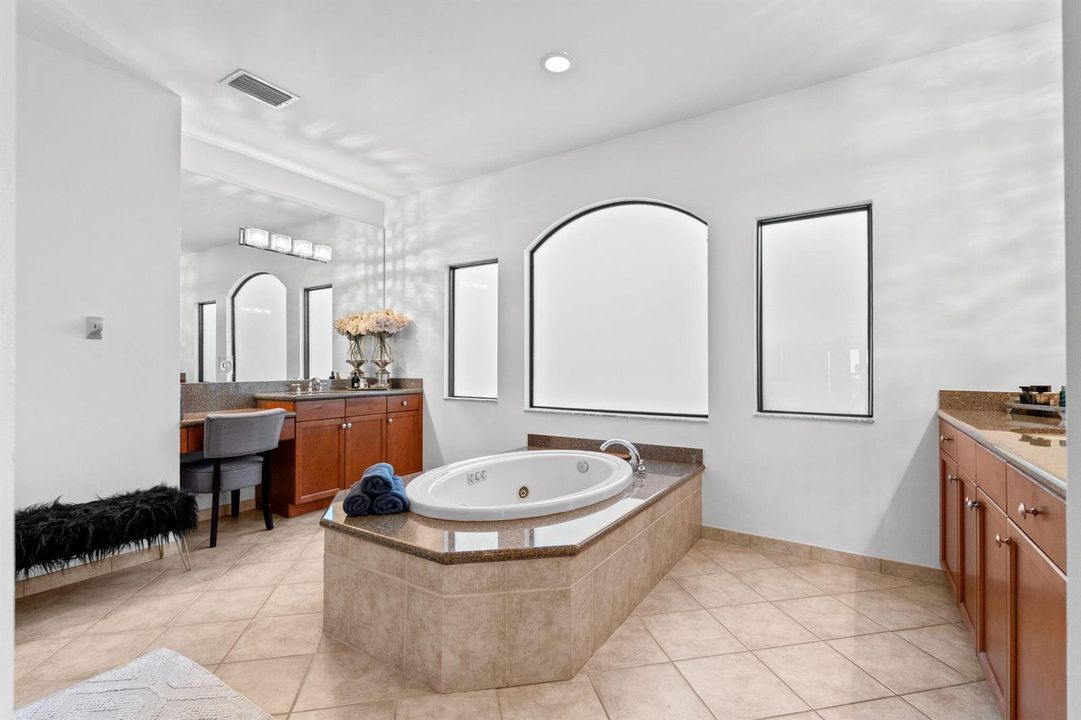 34-web-or-mls-A7403526