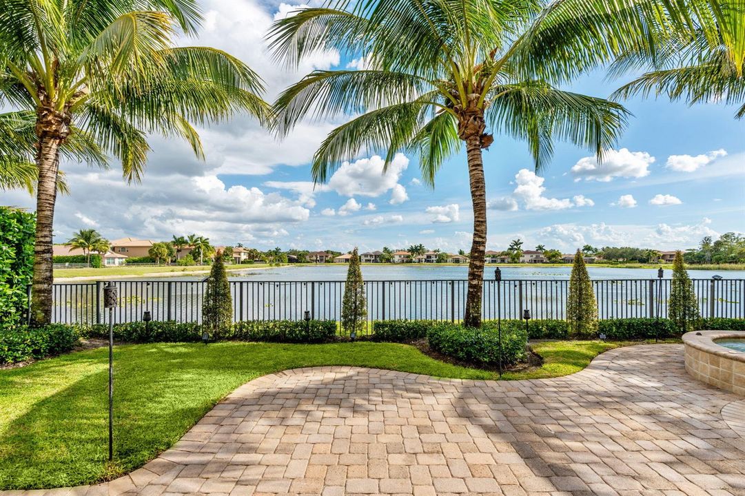 64-web-or-mls-A7403395