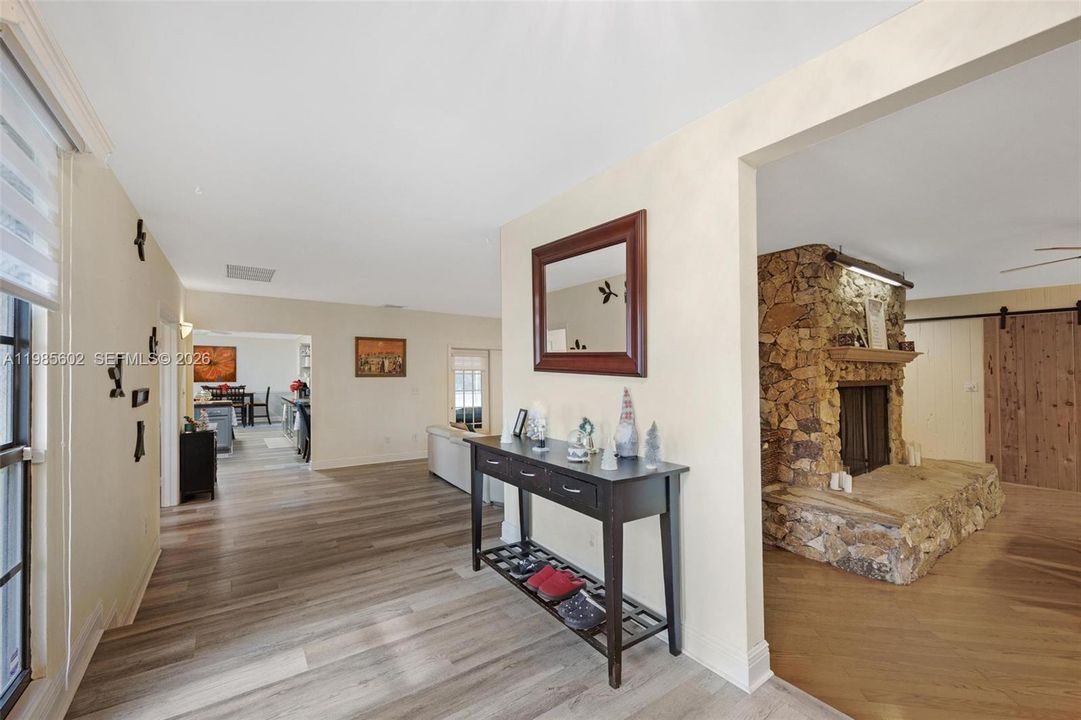 Active With Contract: $890,000 (5 beds, 3 baths, 3539 Square Feet)