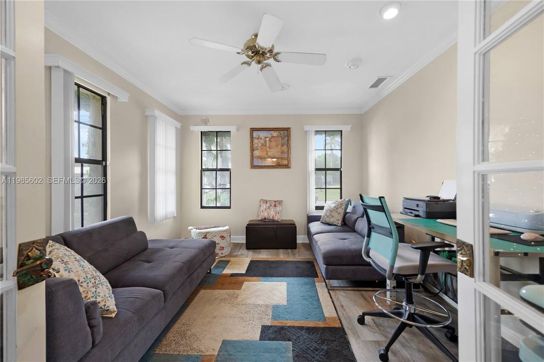 Active With Contract: $890,000 (5 beds, 3 baths, 3539 Square Feet)