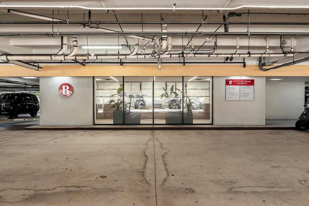 4800 N federal Hwy - - 021