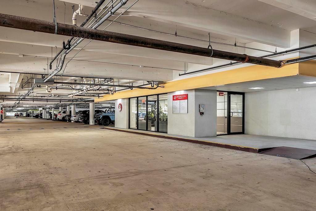 4800 N federal Hwy - - 020