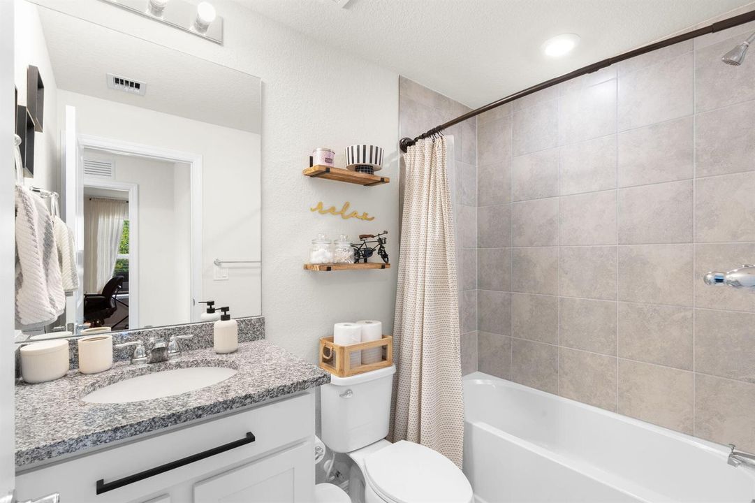 21-web-or-mls-2906 Olivia Ave, Oakland P