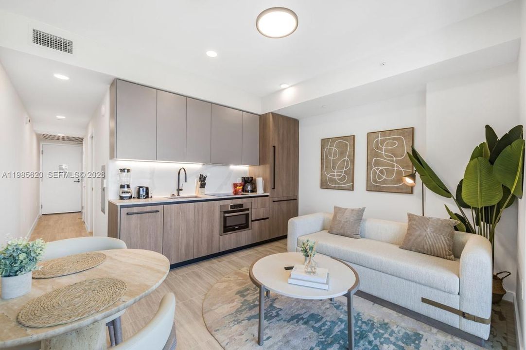 For Sale: $899,000 (1 beds, 1 baths, 412 Square Feet)