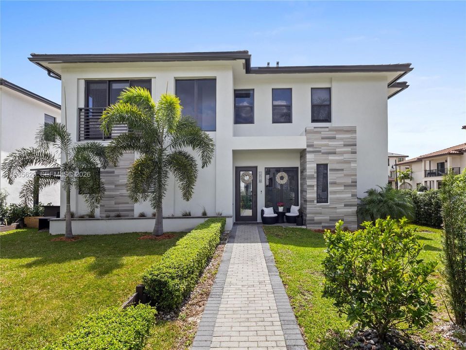 Active With Contract: $1,200,000 (4 beds, 3 baths, 2148 Square Feet)