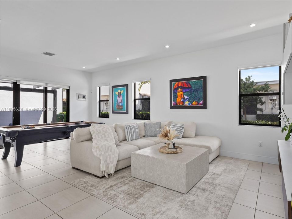 Active With Contract: $1,200,000 (4 beds, 3 baths, 2148 Square Feet)