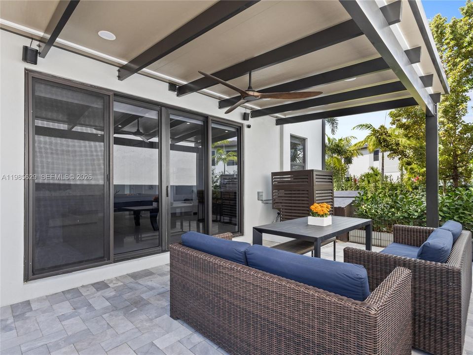 Active With Contract: $1,200,000 (4 beds, 3 baths, 2148 Square Feet)