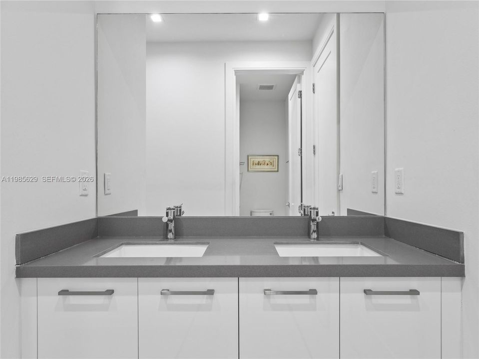Active With Contract: $1,200,000 (4 beds, 3 baths, 2148 Square Feet)