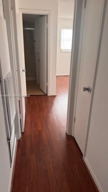 出租: $1,575 (2 贝兹, 2 浴室, 960 平方英尺)