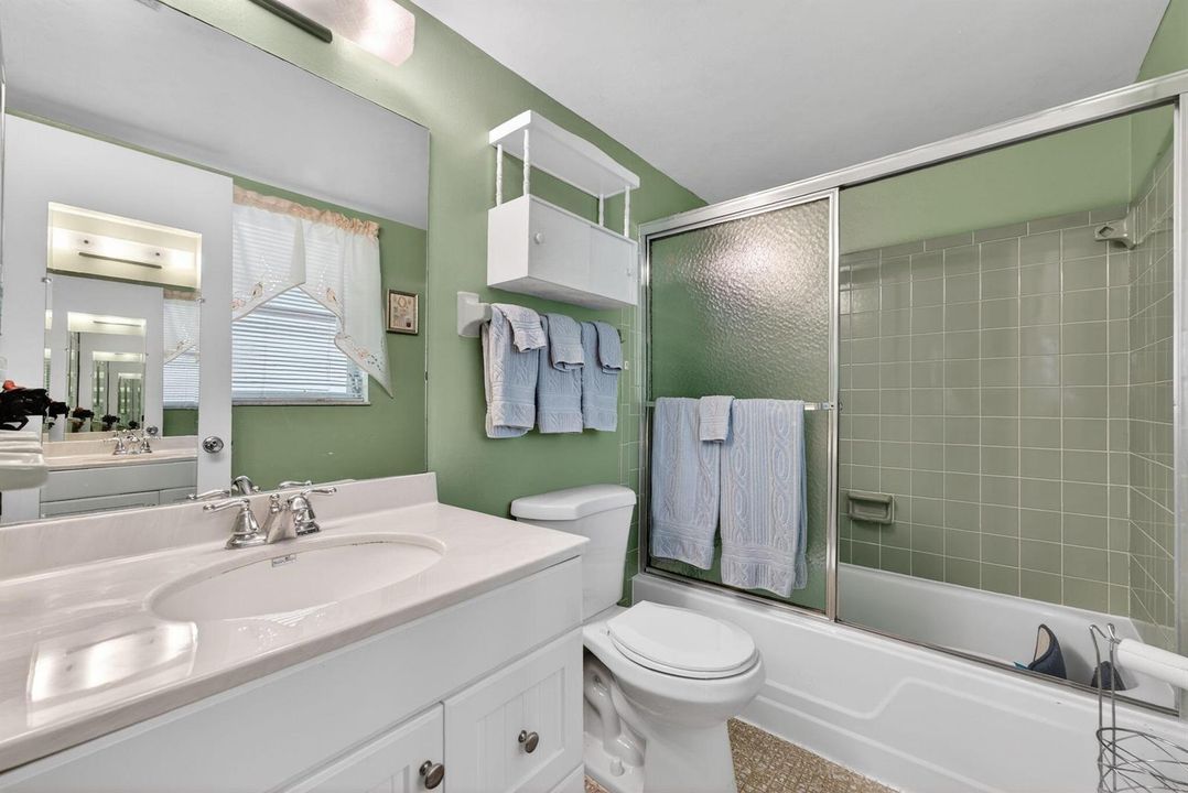 Primary with Tub