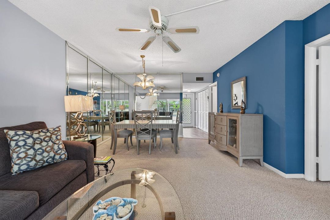 Living room/Dining room
