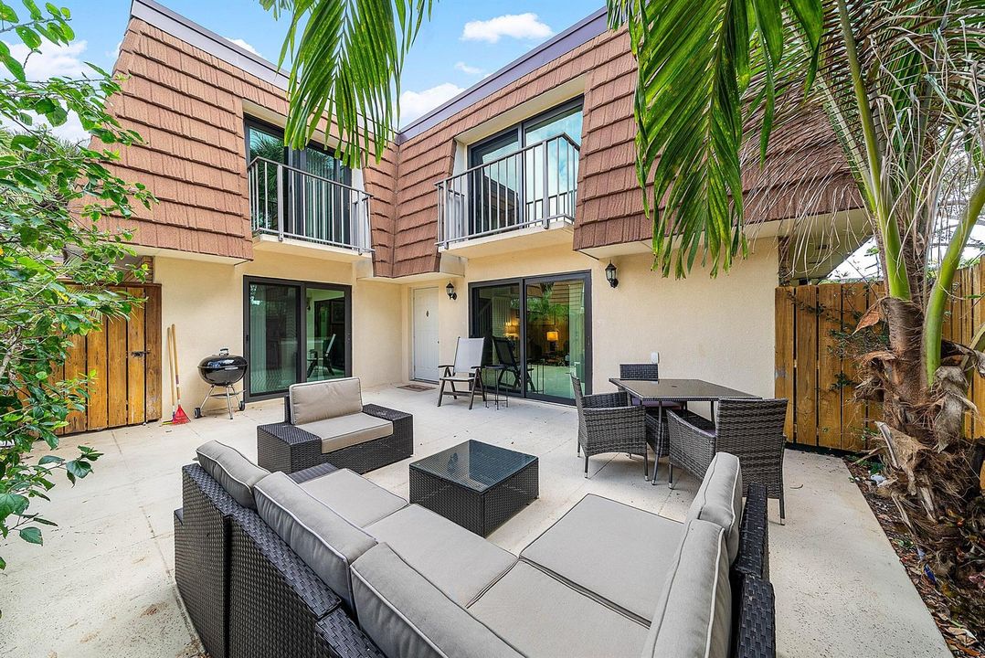007-271527thCourt-Jupiter-FL-33477-SMALL