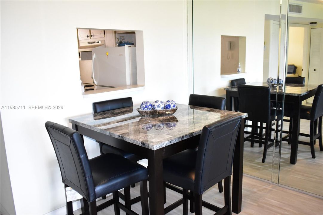 En Venta: $94,000 (2 camas, 2 baños, 850 Pies cuadrados)