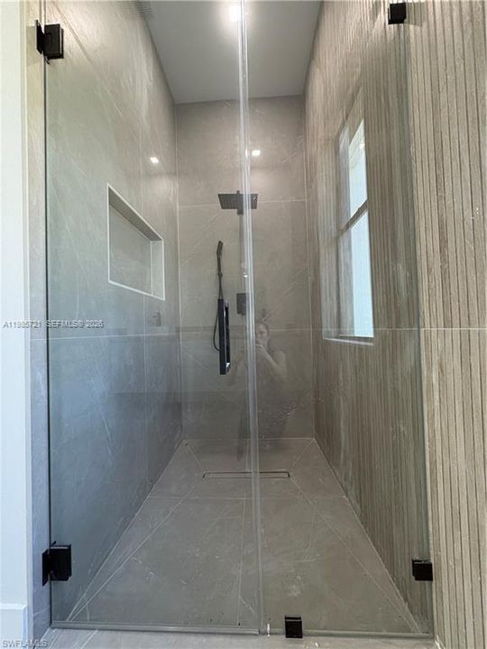 En Venta: $559,000 (3 camas, 2 baños, 1812 Pies cuadrados)