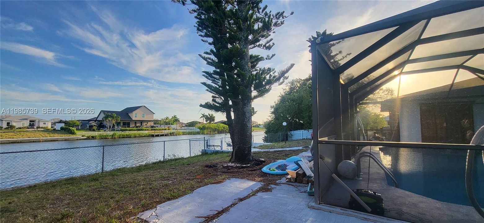 En Venta: $392,000 (3 camas, 2 baños, 1913 Pies cuadrados)