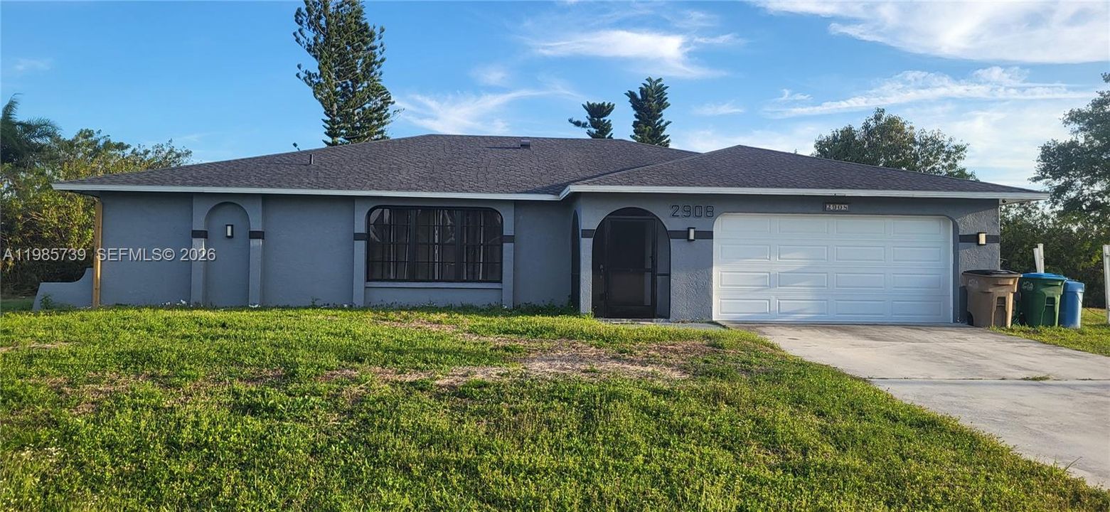 En Venta: $392,000 (3 camas, 2 baños, 1913 Pies cuadrados)