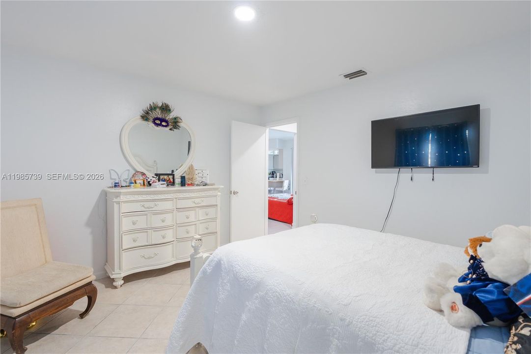 En Venta: $392,000 (3 camas, 2 baños, 1913 Pies cuadrados)
