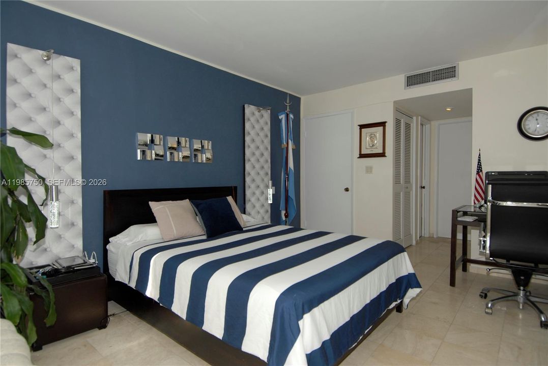 En Venta: $375,000 (1 camas, 1 baños, 768 Pies cuadrados)