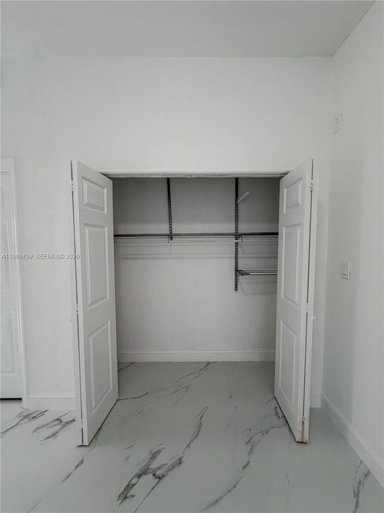 En Renta: $1,600 (1 camas, 1 baños, 2666 Pies cuadrados)