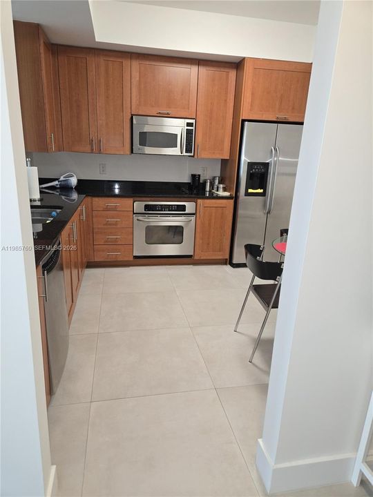 For Sale: $679,900 (2 beds, 2 baths, 1670 Square Feet)