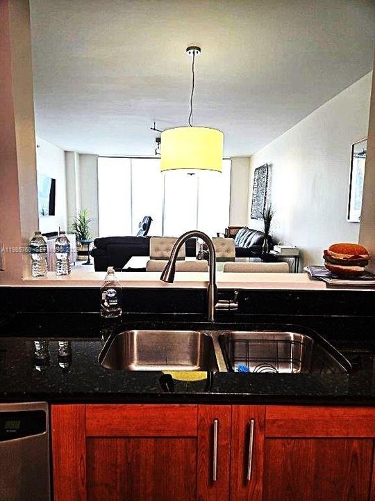 For Sale: $679,900 (2 beds, 2 baths, 1670 Square Feet)