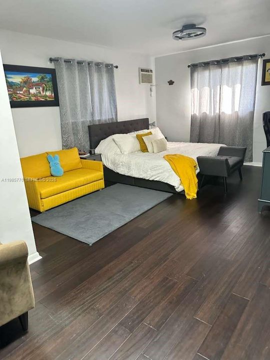 Недавно продано: $750,000 (3 спален, 2 ванн, 1387 Квадратных фут)